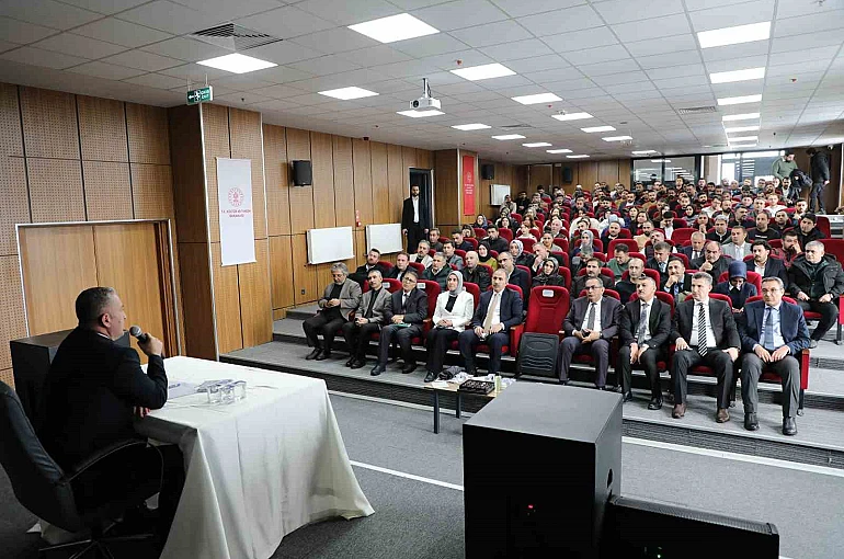 Ağrı Milli Eğitim Müdürü Kökrek, Patnos’ta eğitim çalışmalarını inceledi