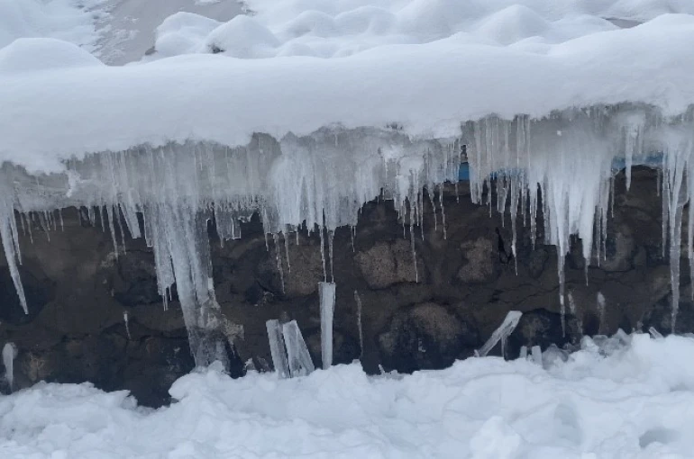 Ağrı’da dondurucu soğuk etkisini sürdürüyor 