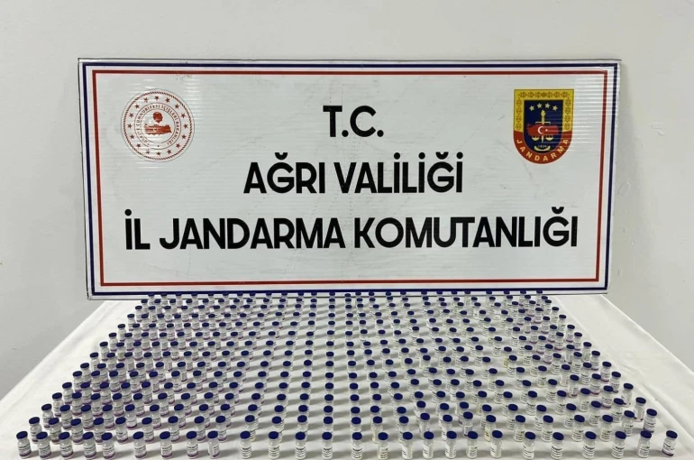 Ağrı’da kaçakçılık operasyonu: İlaç, kıyafet, sigara ve alkol ele geçirildi