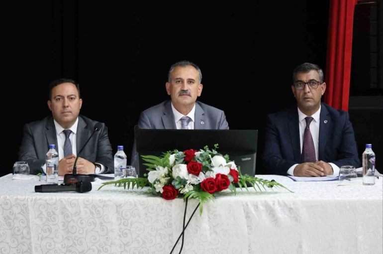 Ağrı’da kamu yatırımları ve DSİ çalışmaları değerlendirildi