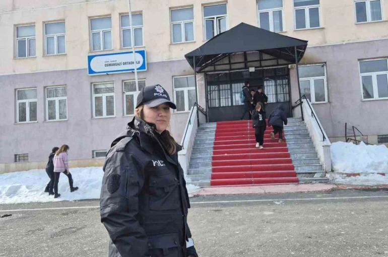 Ağrı’da okul çevrelerinde güvenlik önlemleri artırıldı 