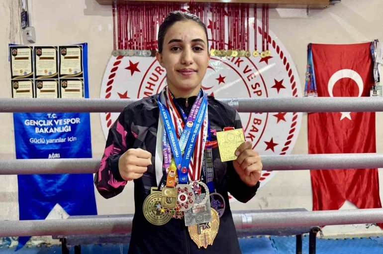 Ağrı’nın tek kadın kickboksçusu Sibel Oruç, Türkiye ve dünya şampiyonluklarıyla genç kızlara ilham veriyor