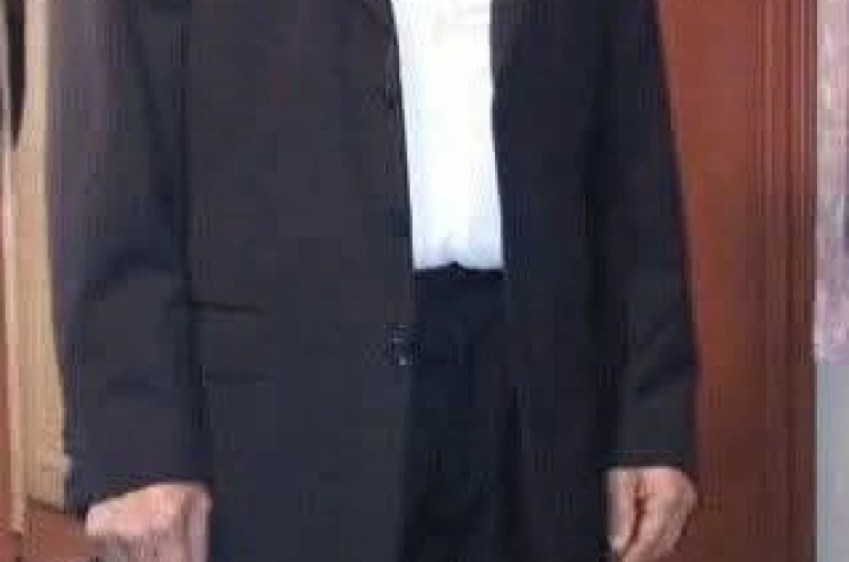 Ahşap yapı taşınırken devrildi: 1 ölü 