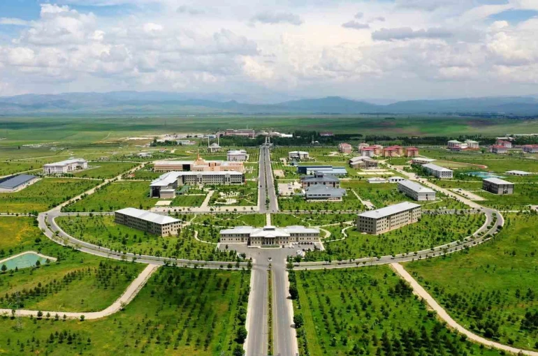 AİÇÜ, "Bilimsel Üretkenlik ve Araştırma" performansıyla dünya sıralamasında 