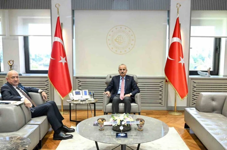 AK Parti Çanakkale Milletvekili Gider: "Çanakkale trafiğine nefes aldıracak projeler masada" 