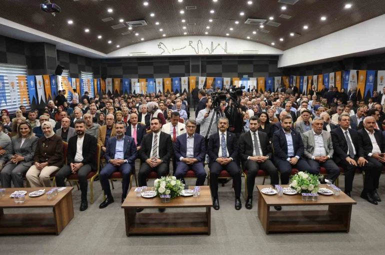 AK Parti Elazığ Teşkilatı bayramlaştı 