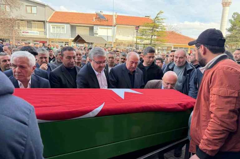 AK Parti Evciler İlçe Başkanı toprağa verildi 