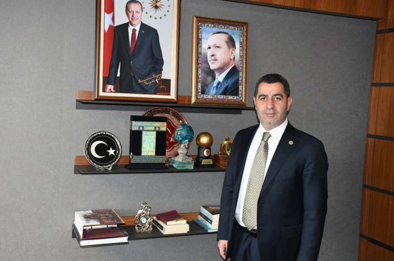 Ak Parti Gaziantep Milletvekili Bozgeyik: "Basın mensuplarının emekleri her türlü takdiri hak ediyor" 