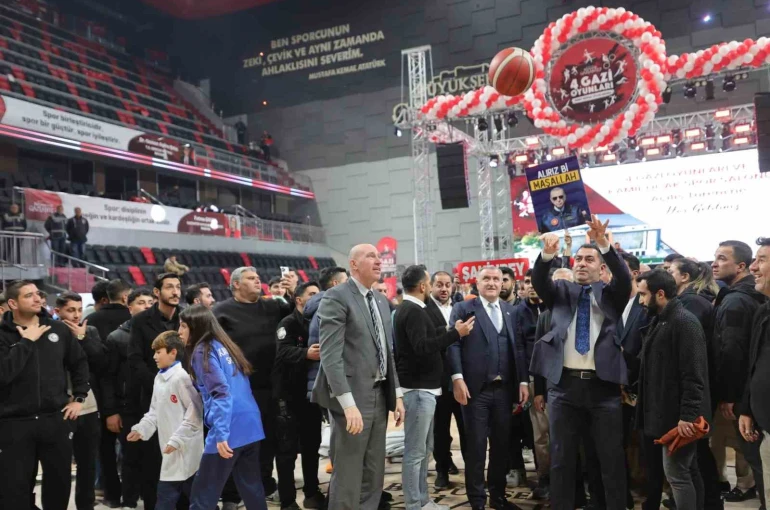 AK Parti Gaziantep Milletvekili Bozgeyik: "Gaziantep sporla büyüyor"