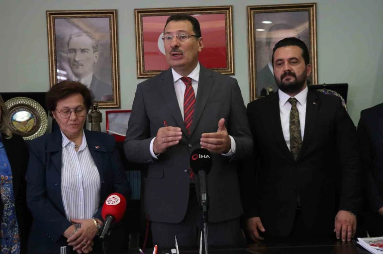 AK Parti Genel Başkan Yardımcısı Ali İhsan Yavuz: "Biz milletle birlikte milletin rotasında siyaset yapıyoruz" 