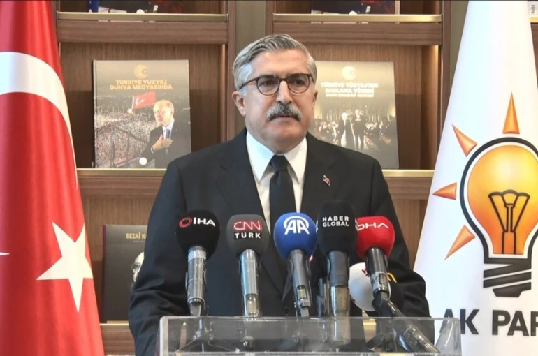 AK Parti Genel Başkan Yardımcısı Yayman: "Sayın Özgür Özel, deprem bölgesine en son ne zaman gitmiş?"