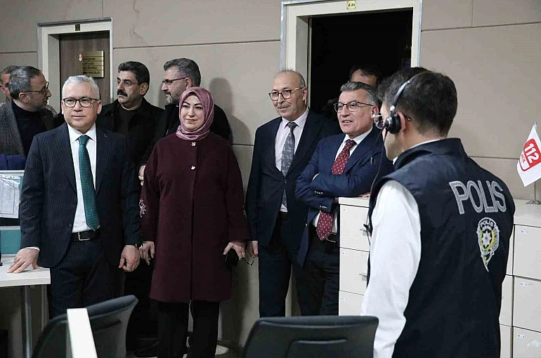 AK Parti Grup Başkanı Abdullah Güler: "Katil İsrail, zulmüne son vermeli" 