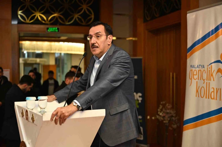 AK Parti Malatya Milletvekili Bülent Tüfenkci: "Muhalefet yapılmayan hizmetlerle övünmeye çalışıyor" 