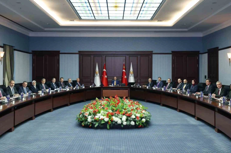 AK Parti MYK başladı