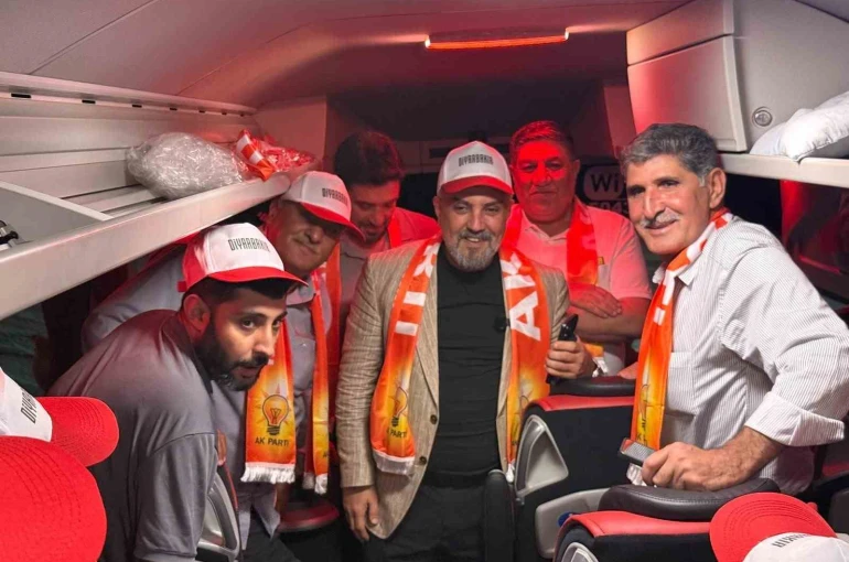 AK Parti teşkilatı büyük mitinge katılmak üzere Ankara’ya hareket etti