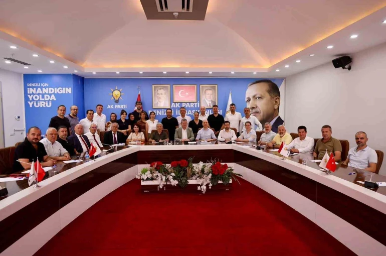 AK Parti’den Denizli’de güçlü istişare ve değerlendirme toplantısı
