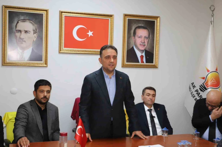 AK Parti’li Baybatur Saruhanlı’da Belen yolu ve yeni hastane hakkında konuştu