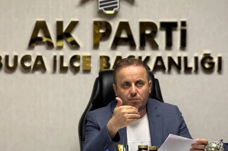 AK Partili Sağır’dan, işçiler maaş krizi yaşarken tatile çıkan Başkan Duman’a tepki