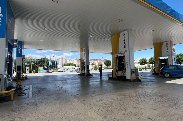 Akaryakıtta sürücülere nefes aldıracak yeni gelişme