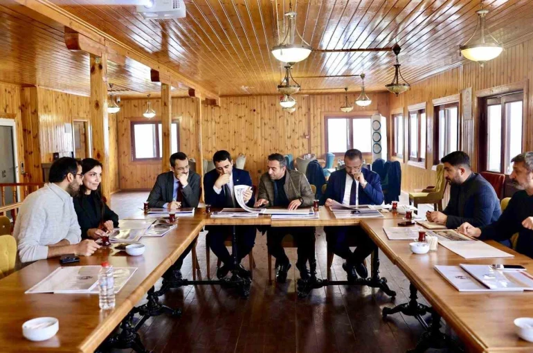 Akçadağ’da Levent Vadisi ve höyük alanı için proje değerlendirme toplantısı 