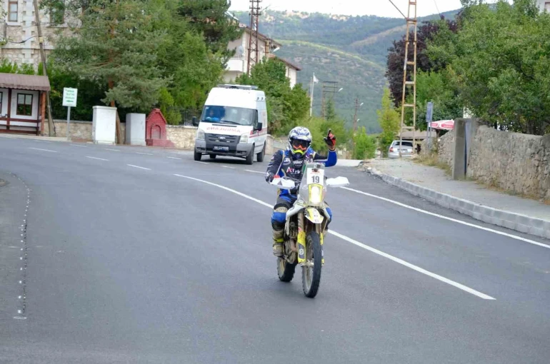 Akdağmadeni, Transanatolia Rally Raid yarışına ev sahipliği yaptı 