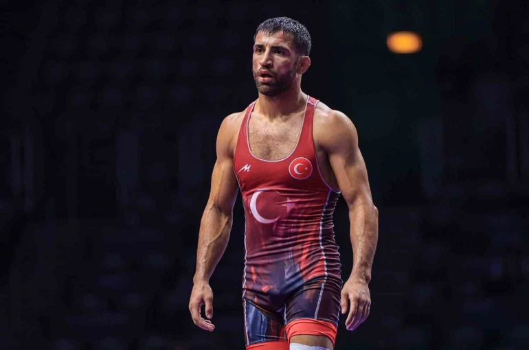 Akdeniz Oyunları’nda Murat Fırat’tan bronz madalya
