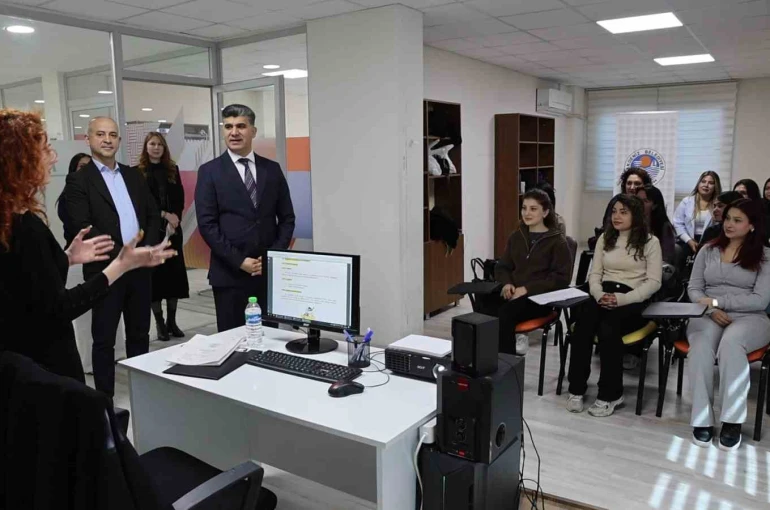 Akdeniz’de kadınlara yönelik Seyahat ve Konaklama Kursu ilgi görüyor 