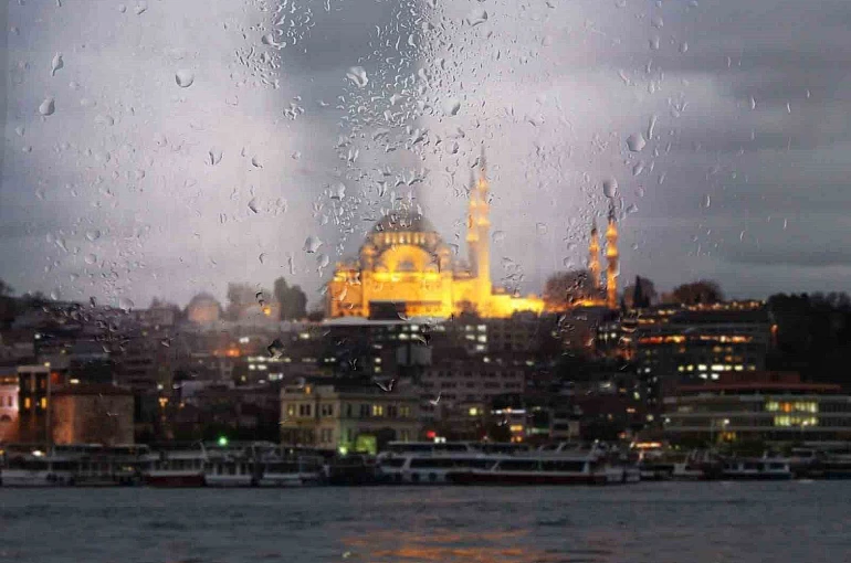 AKOM’dan İstanbul için fırtına ve kar yağışı uyarısı