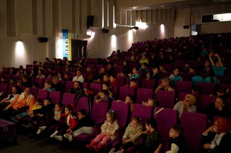 Aksa Elektrik tiyatro ile çocuklara farkındalık kazandırıyor 