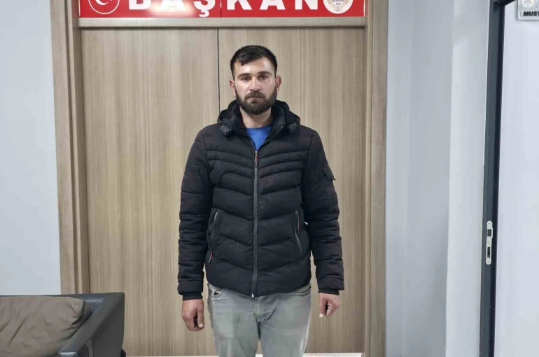 Aksaray’da 10 günde 5 yakınını kaybeden vatandaşa Eskil Belediyesi el uzattı 