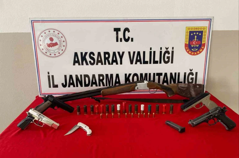 Aksaray’da jandarmadan kaçak silah operasyonu 