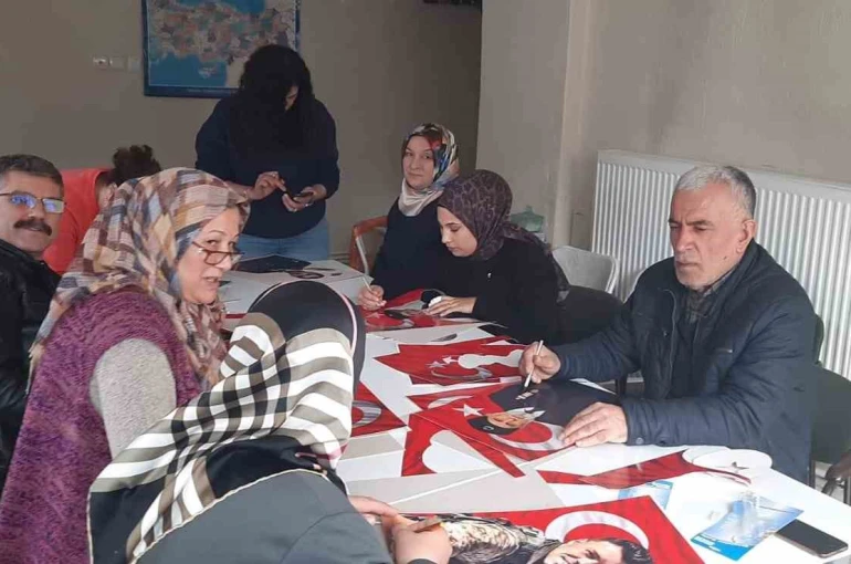 Akşehir’de şehitlerin hatırası için anlamlı çalışma