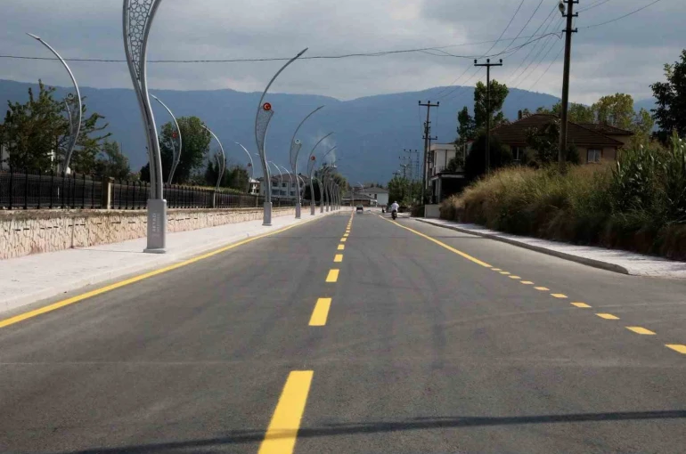 Akyazı trafiğini rahatlatacak projede ikinci etap bitti