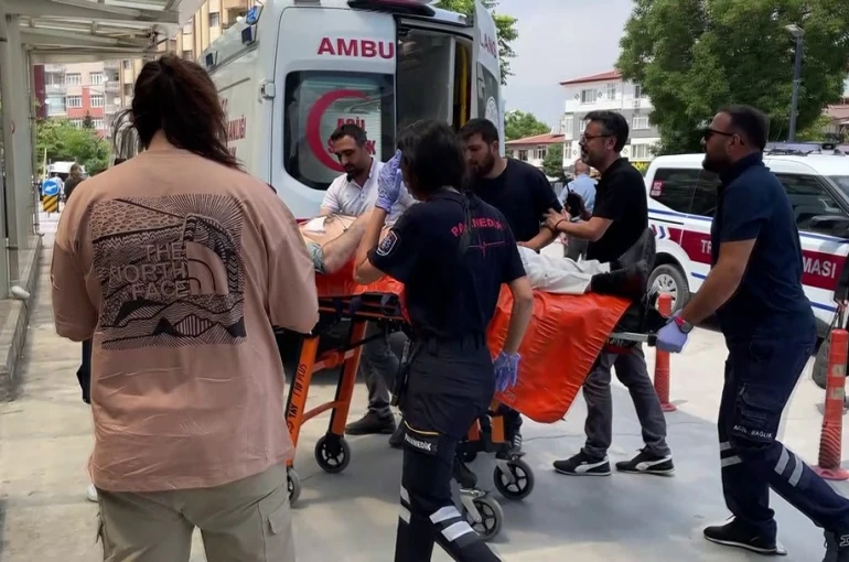 Alacak verecek meselesinde silahla vurulan kuyumcu hayatını kaybetti 