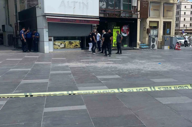 Alacak verecek meselesinde vurulan kuyumcu ağır yaralandı 