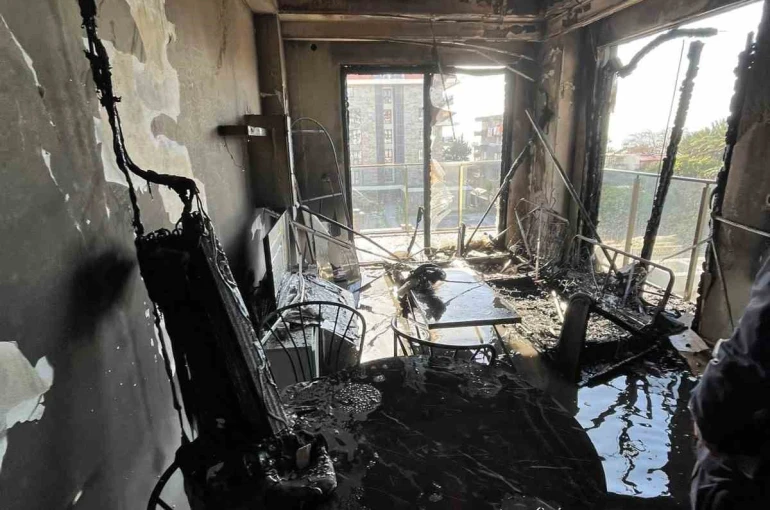 Alanya’da korkutan yangın