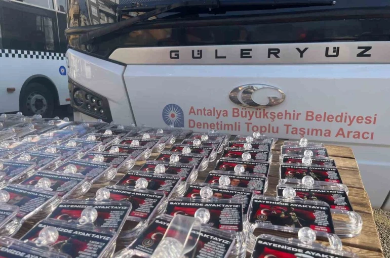 Alanya’da şehitlerin isimleri halk otobüslerinde yaşatılacak