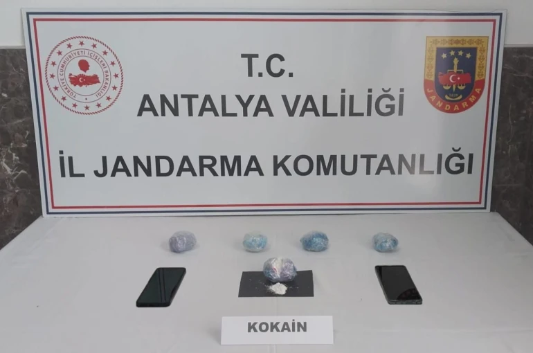 Alanya’da yarım kilo kokain ele geçirildi 
