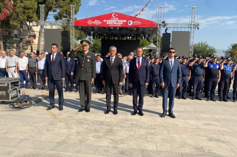 Alaşehir’de kurtuluş coşkusu açılışlar ve konserle taçlanıyor 