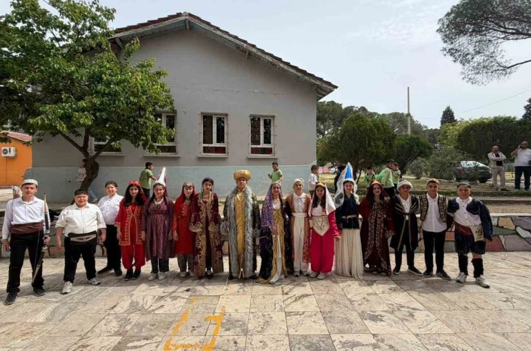 Alaşehir’de rötarlı Nevruz coşkusu 