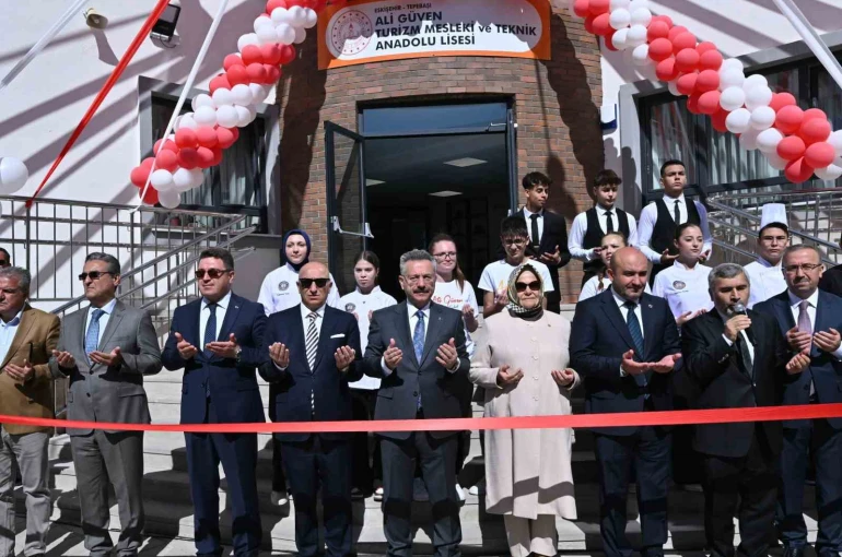 Ali Güven Turizm Mesleki ve Anadolu Lisesi açıldı 