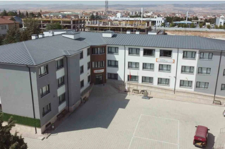 Ali Güven Turizm Mesleki ve Teknik Anadolu Lisesi’nin yeni birası açılış töreni