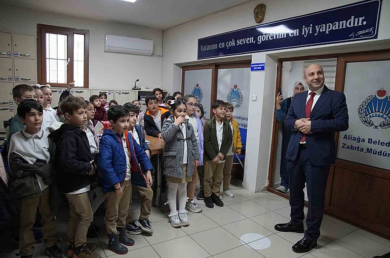 Aliağa Belediyesi Zabıta Müdürlüğü minik misafirlerini ağırladı 