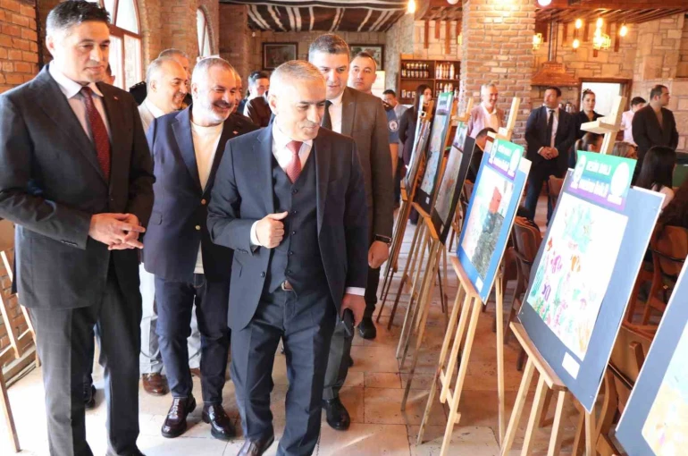 Aliağa’da deniz sevgisi temalı yarışmanın ödülleri sahiplerini buldu 