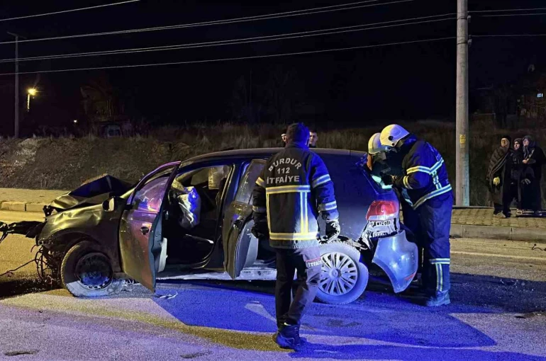 Alkollü sürücü ortalığı savaş alanına çevirdi: 2 yaralı