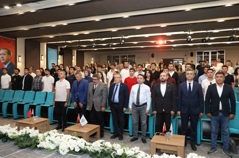 ALKÜ’de Türk savunma sanayinin gücü anlatıldı 