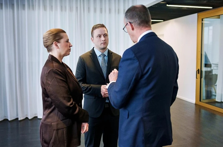 Almanya, Danimarka ve Grönland liderleri arasında üçlü zirve