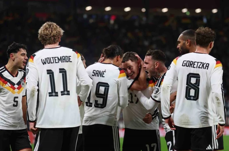 Almanya, Dünya Kupası biletini 6 golle aldı 