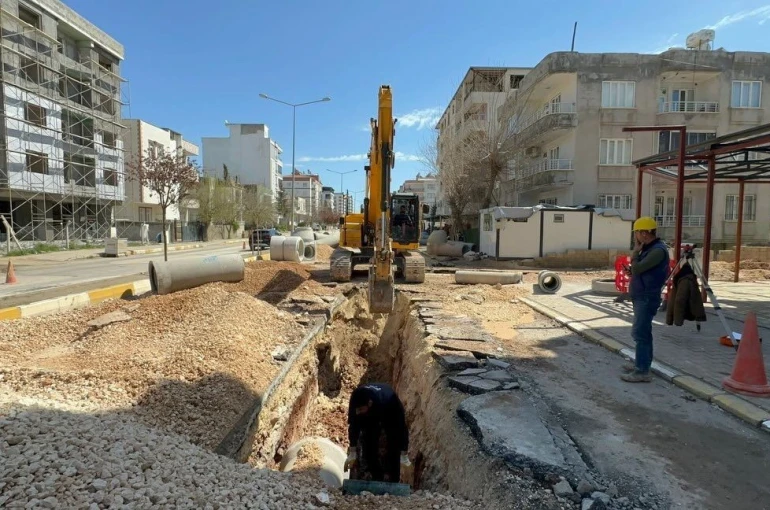 Alt yapı ve üst yapı çalışmaları devam ediyor 