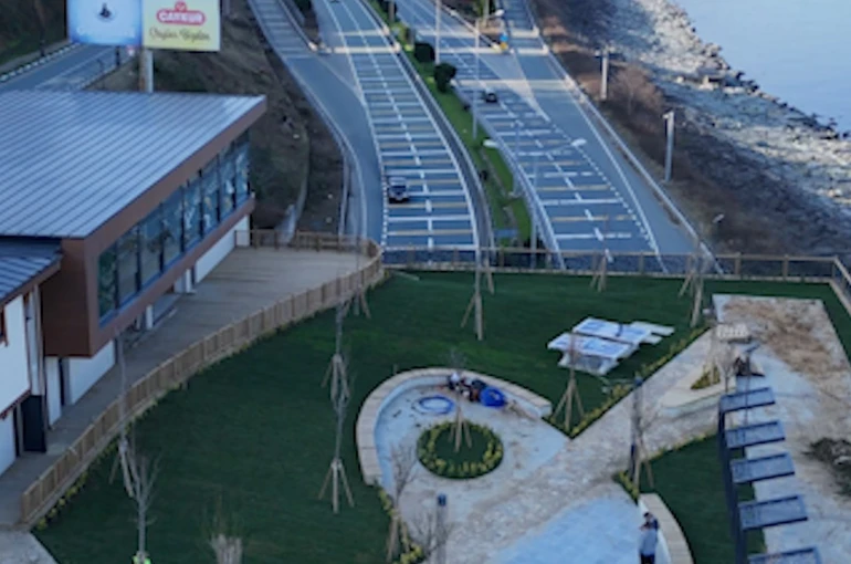 Altı tünel üstü park 